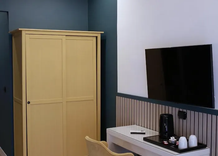 Palazzo Ferrara 4* Nápoles