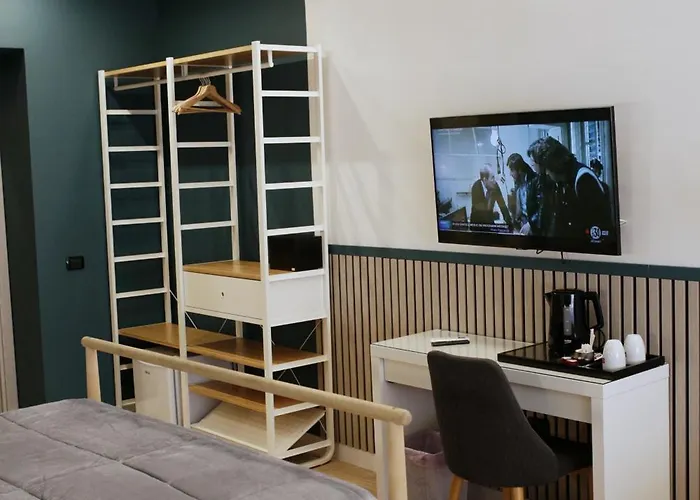 Alojamento de Acomodação e Pequeno-almoço Palazzo Ferrara 4*