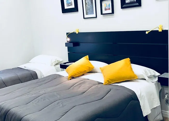 Alojamento de Acomodação e Pequeno-almoço Palazzo Ferrara Nápoles