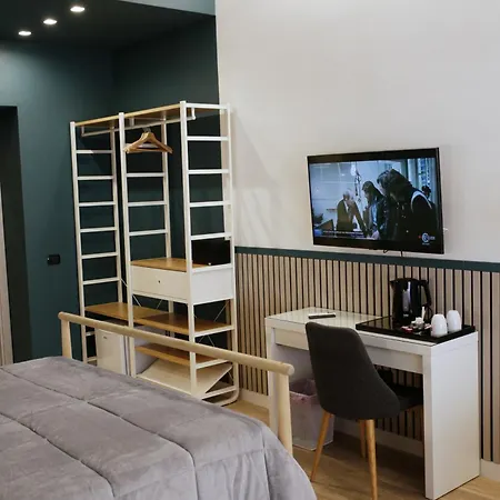 Bed & Breakfast Palazzo Ferrara 4*